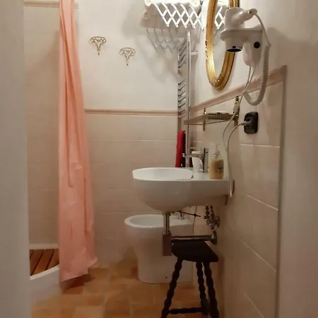 Guest house Caduceo Affittacamere - Centro Storico - *